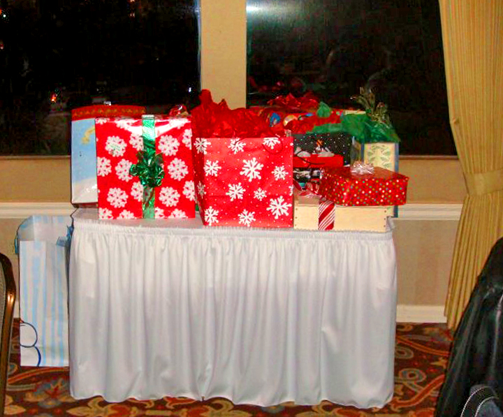 Topped off the evening with a gift exchange and raffle. A very good time was had by all