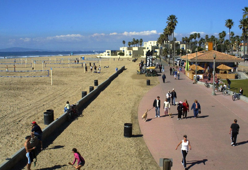 019_The_beach[1]