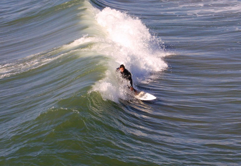 024_Surfing[1]