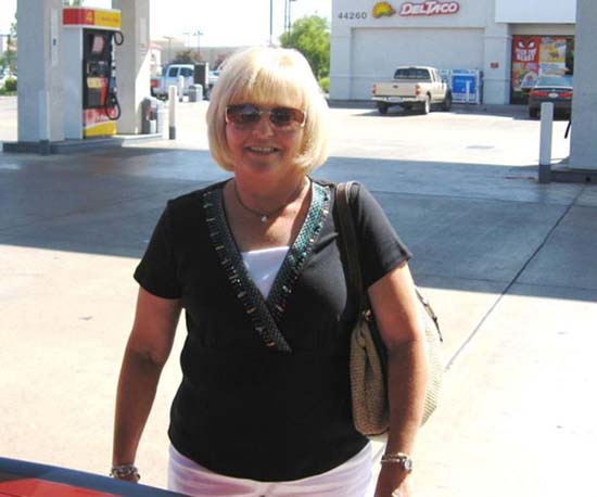 007 Cathy @ Pit Stop